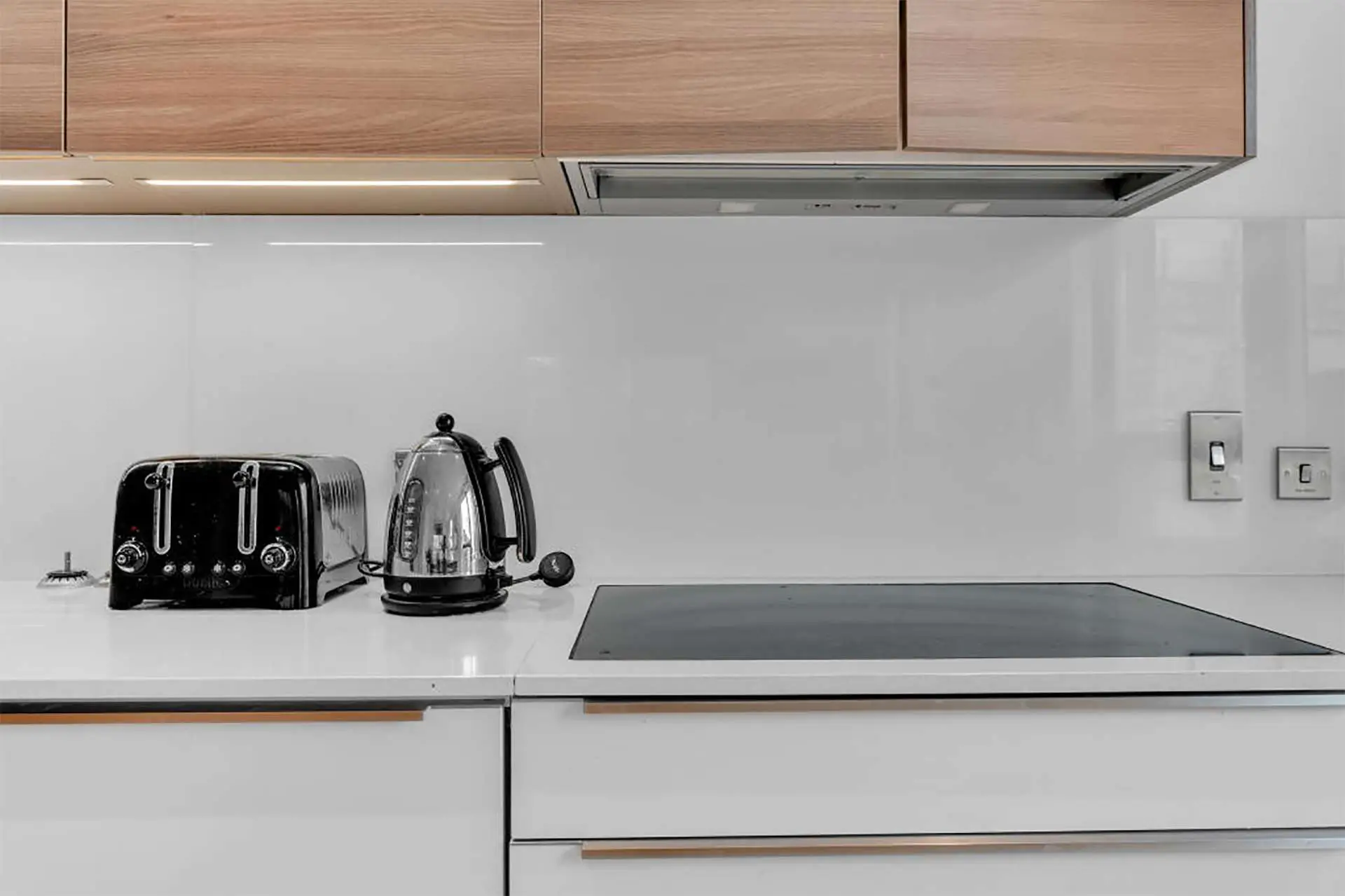 Modern kitchen counter in Patcham Terrace London SW8 | IIG Estates