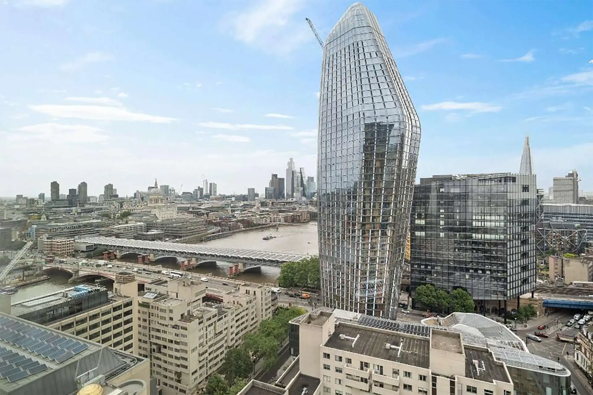 Amazing view from an apartment in Upper Ground London, SE1 | IIG Estates